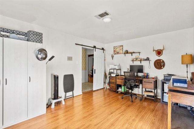 2118 22nd Avenue N, Texas City, TX 77590