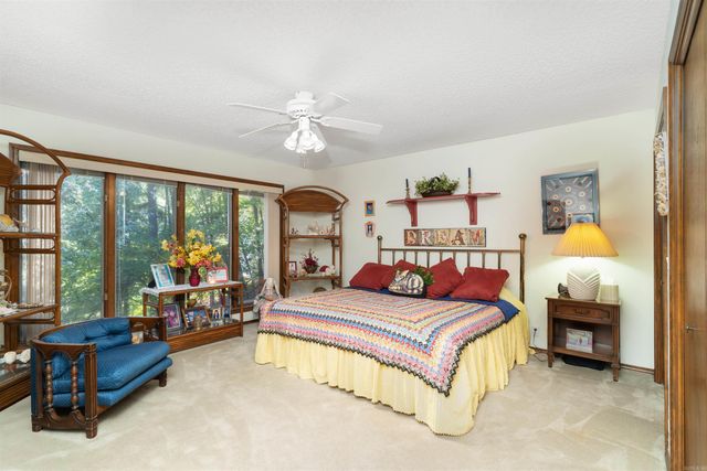 12 Narvaez Way, Hot Springs Village, AR 71909