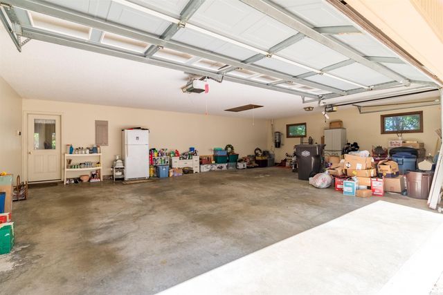 12 Narvaez Way, Hot Springs Village, AR 71909