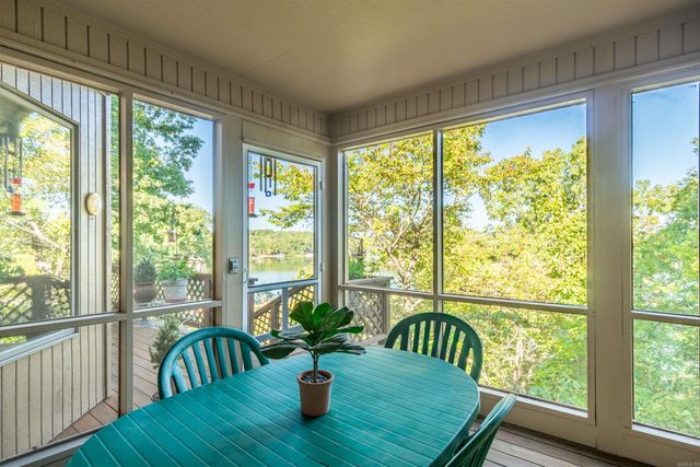 12 Narvaez Way, Hot Springs Village, AR 71909