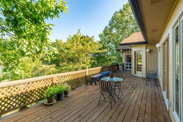 12 Narvaez Way, Hot Springs Village, AR 71909