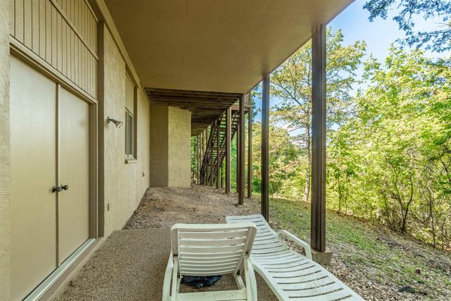 12 Narvaez Way, Hot Springs Village, AR 71909