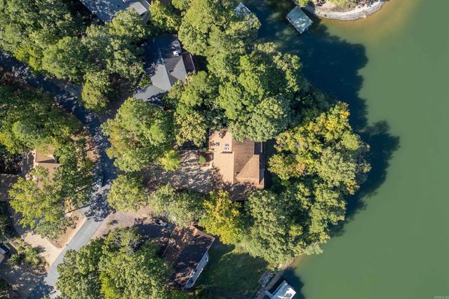 12 Narvaez Way, Hot Springs Village, AR 71909