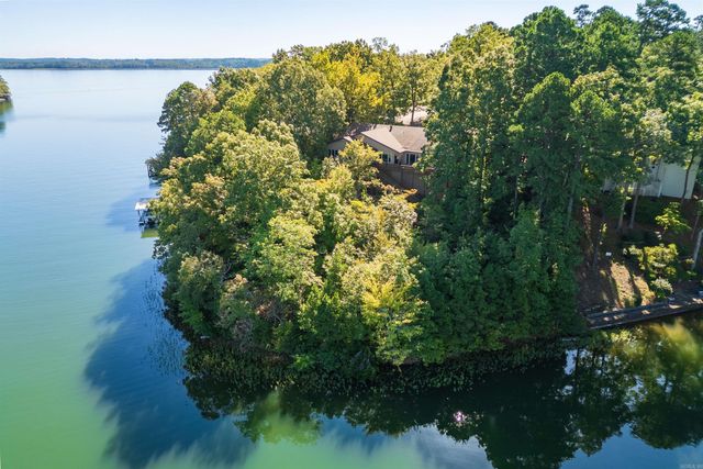 12 Narvaez Way, Hot Springs Village, AR 71909