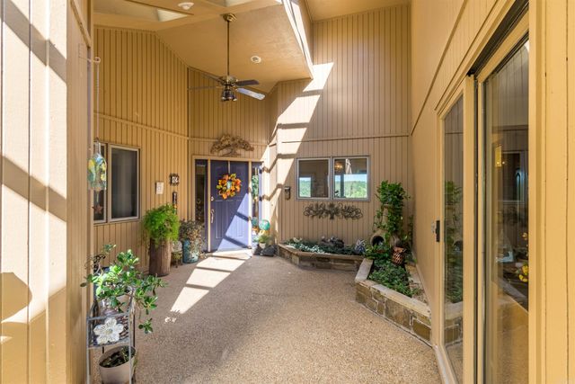 12 Narvaez Way, Hot Springs Village, AR 71909