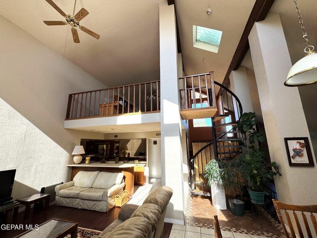 324 Rio Estancia Drive, El Paso, TX 79932