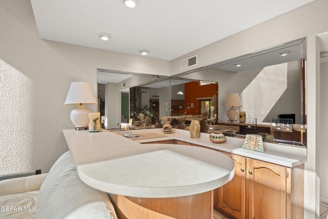 324 Rio Estancia Drive, El Paso, TX 79932