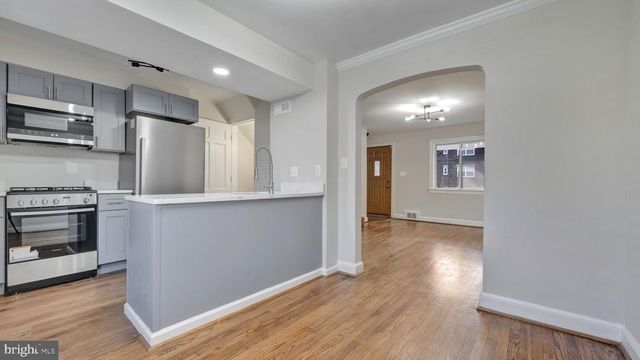 818 51ST ST SE, Washington, DC 20019