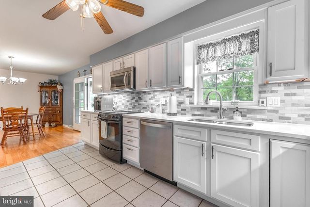 285 OLD FORT RD, Spring Mills, PA 16875