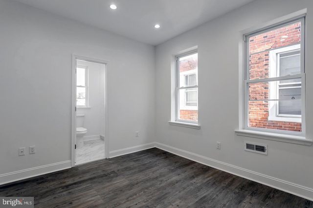 5941 CHESTER AVE, Philadelphia, PA 19143