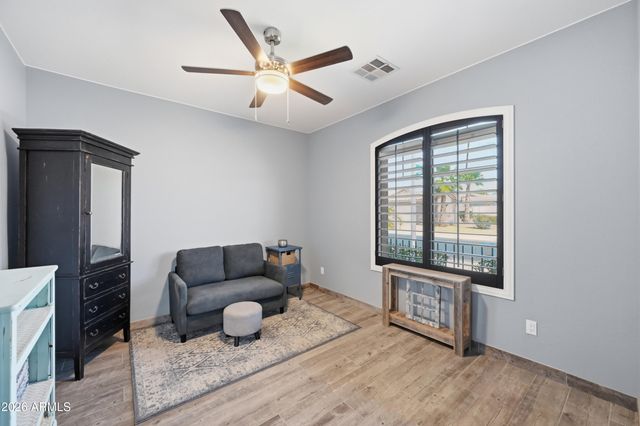 2328 S SORRELLE Street, Mesa, AZ 85209