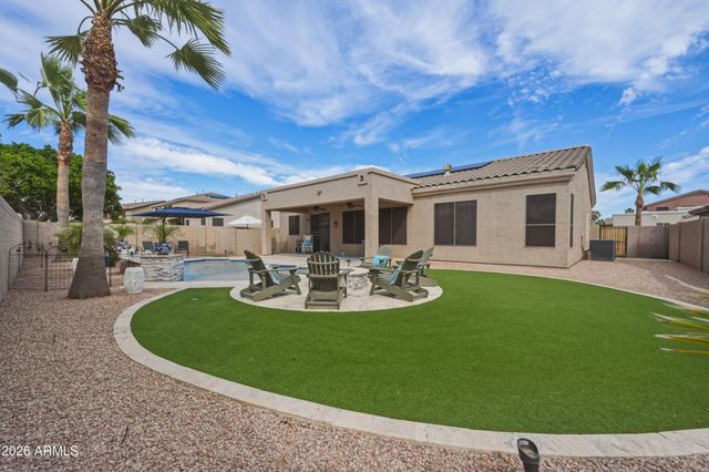 2328 S SORRELLE Street, Mesa, AZ 85209
