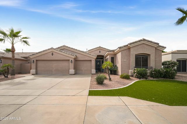 2328 S SORRELLE Street, Mesa, AZ 85209