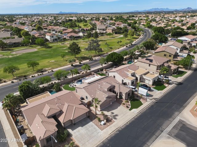 2328 S SORRELLE Street, Mesa, AZ 85209