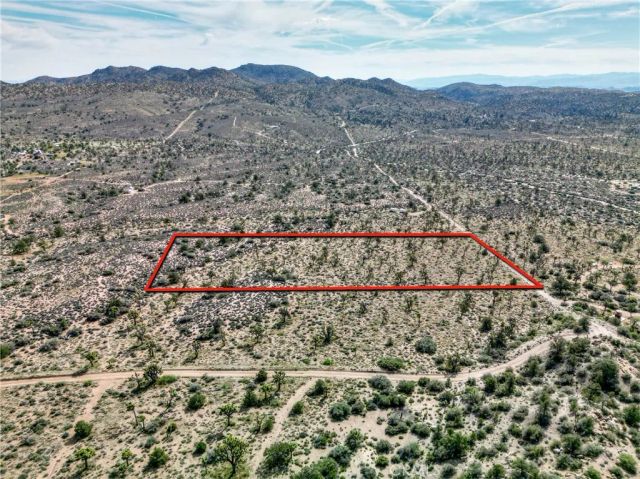 26 Vista, Pioneertown, CA 92356