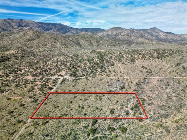 26 Vista, Pioneertown, CA 92356