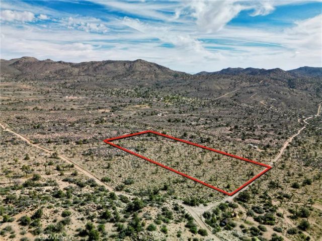 26 Vista, Pioneertown, CA 92356