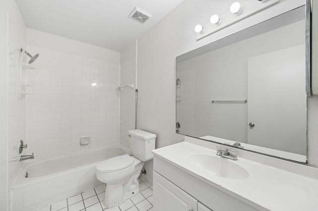 5072 Pine Abbey Drive S, West Palm Beach, FL 33415