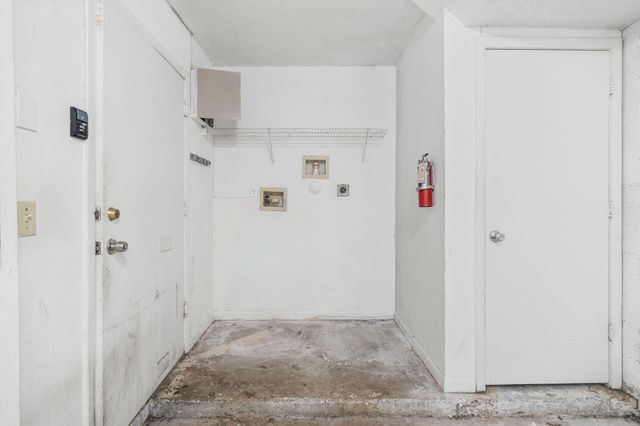 5072 Pine Abbey Drive S, West Palm Beach, FL 33415