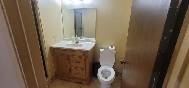 6166 N Blosser Avenue, Fresno, CA 93711