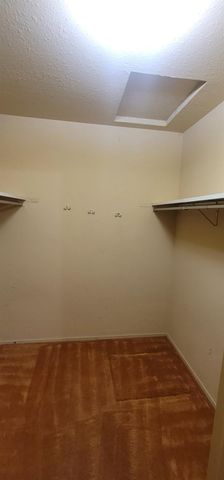 6166 N Blosser Avenue, Fresno, CA 93711