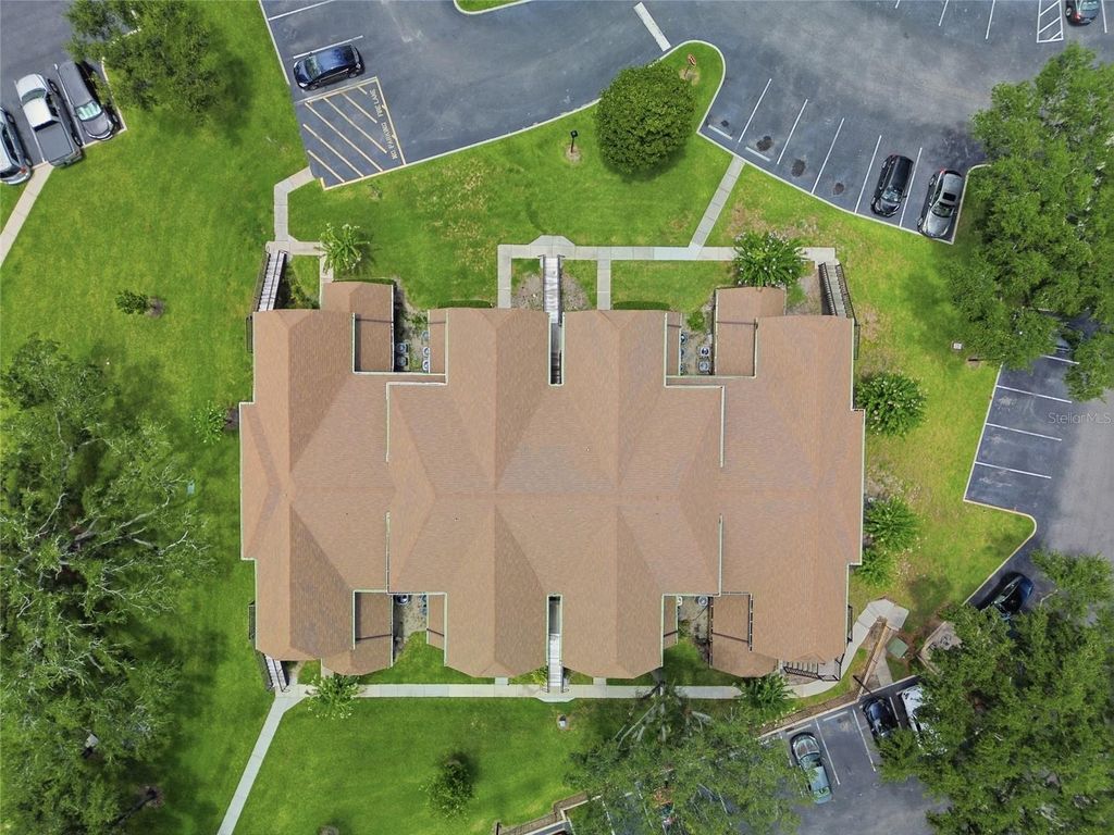 Image 26 of property listing at 364 NORTHPOINTE COURT 208, Altamonte Springs, FL 32701