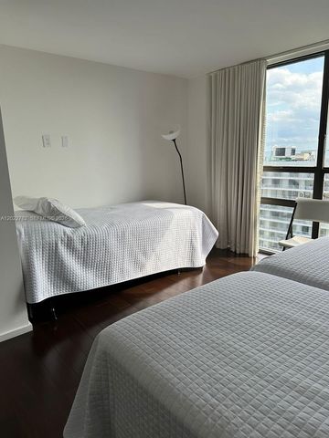 1450 Brickell Bay Dr 1907, Miami, FL 33131