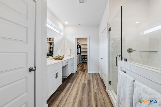 1960 Colonial Avenue, New Braunfels, TX 78130