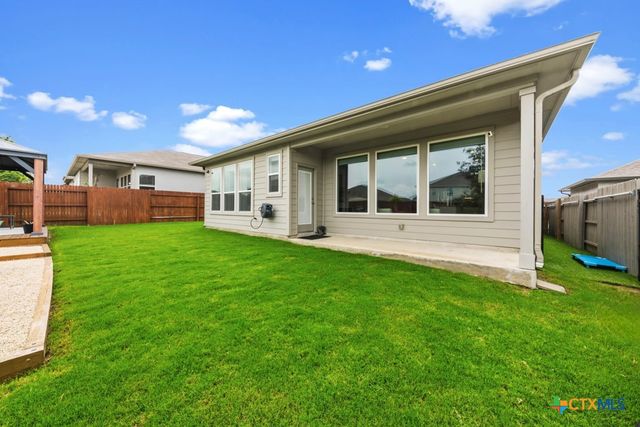 1960 Colonial Avenue, New Braunfels, TX 78130