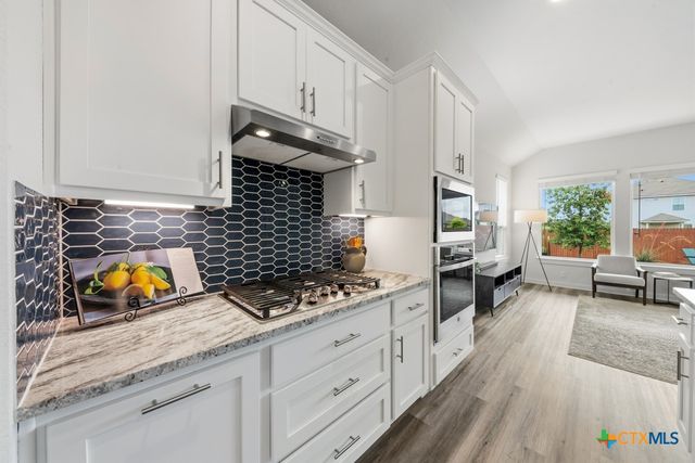 1960 Colonial Avenue, New Braunfels, TX 78130