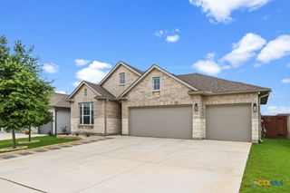 1960 Colonial Avenue, New Braunfels, TX 78130