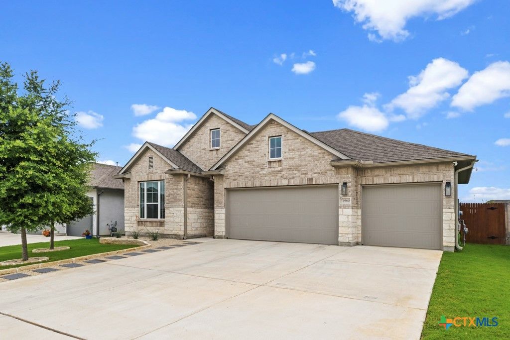 1960 Colonial Avenue, New Braunfels, TX 78130