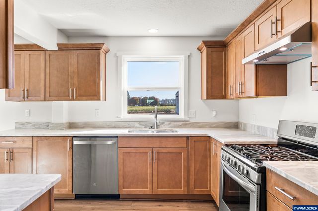 3620 Jefferson Scio Dr SE, Jefferson, OR 97352