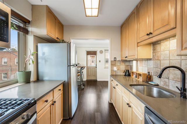 1175 N Emerson Street 211, Denver, CO 80218