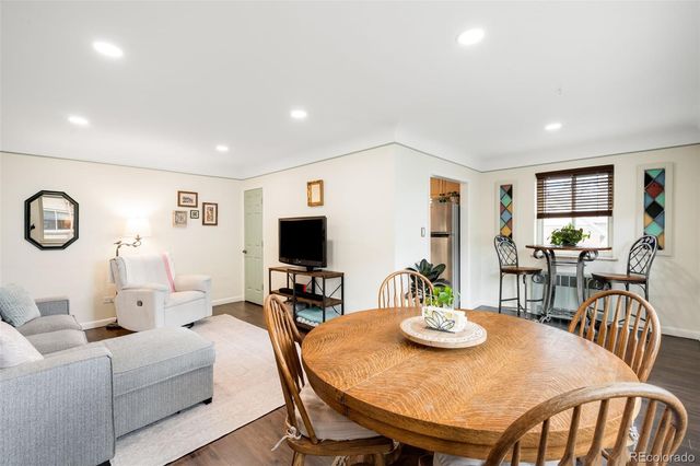 1175 N Emerson Street 211, Denver, CO 80218