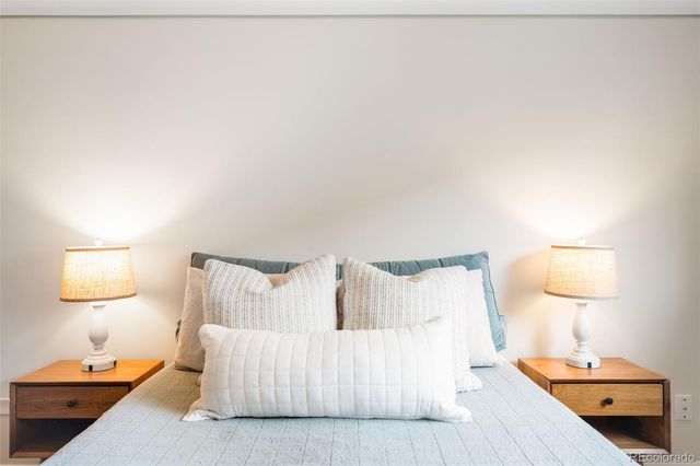 1175 N Emerson Street 211, Denver, CO 80218