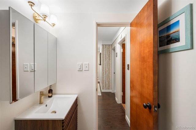 1175 N Emerson Street 211, Denver, CO 80218