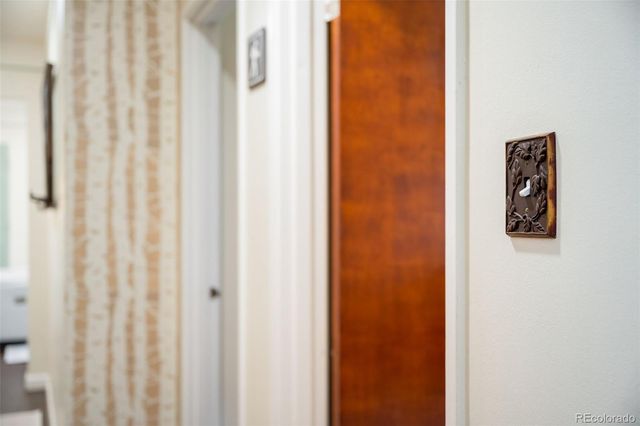 1175 N Emerson Street 211, Denver, CO 80218