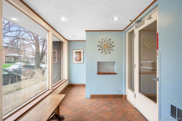 1175 N Emerson Street 211, Denver, CO 80218