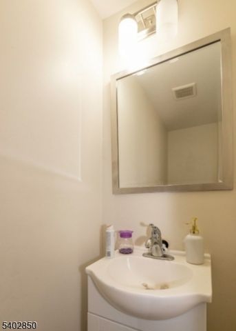 20 Mount Vernon Ave, Irvington Twp., NJ 07111