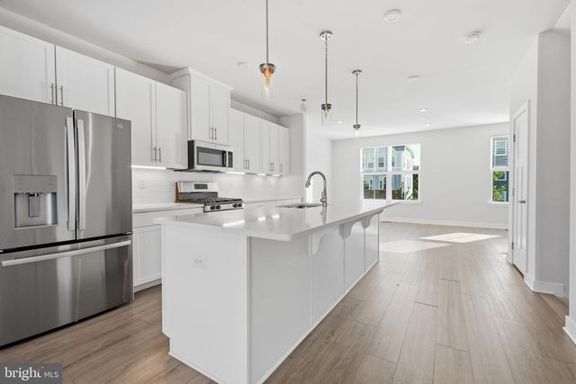 30 DOLCIE, Lawrence, NJ 08648