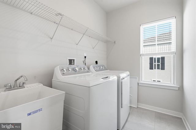 30 DOLCIE, Lawrence, NJ 08648