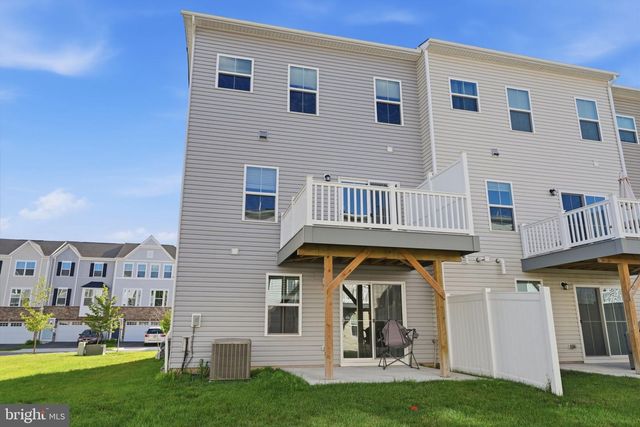 30 DOLCIE, Lawrence, NJ 08648