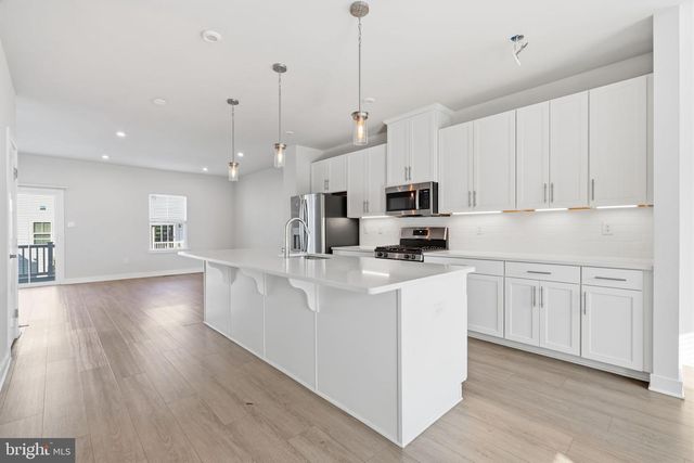 30 DOLCIE, Lawrence, NJ 08648