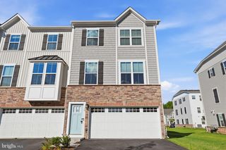 30 DOLCIE, Lawrence, NJ 08648