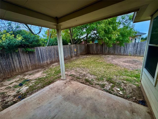 205 Bluebonnet TRL, Leander, TX 78641