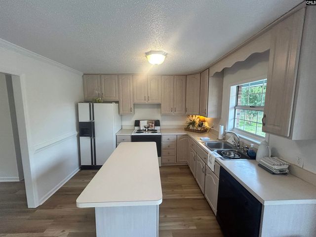 204 Haleywood Lane, West Columbia, SC 29170