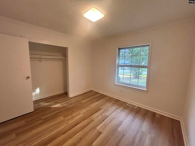 204 Haleywood Lane, West Columbia, SC 29170