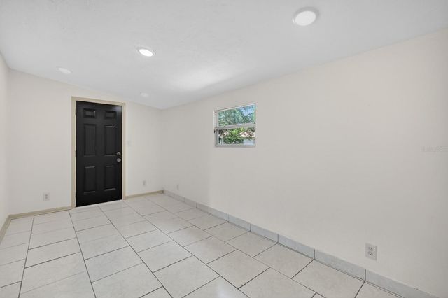 1060 E PATRICK CIRCLE, Daytona Beach, FL 32117