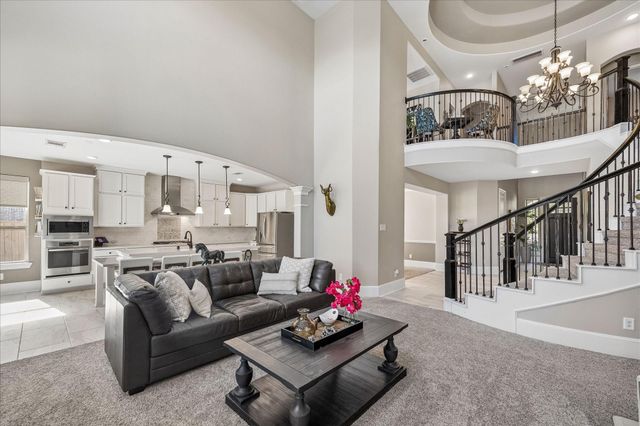 7 Alamito Canyon Place, The Woodlands, TX 77354